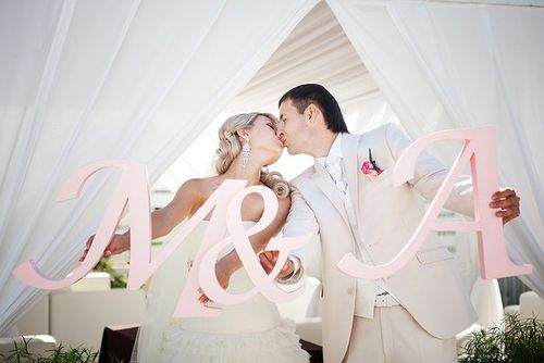 изготовление инициалов молодоженов