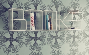 дизайнерская полка из оргстекла