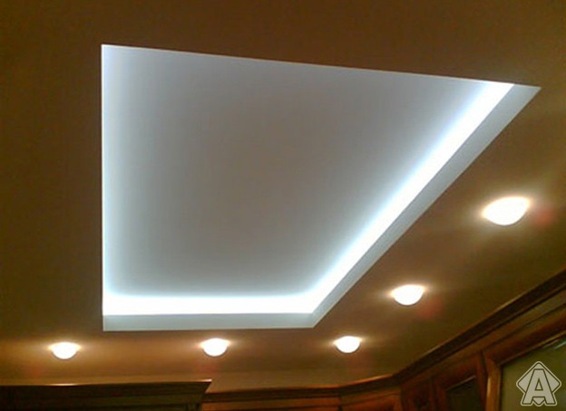 неон в интерьере, подсветка потолка