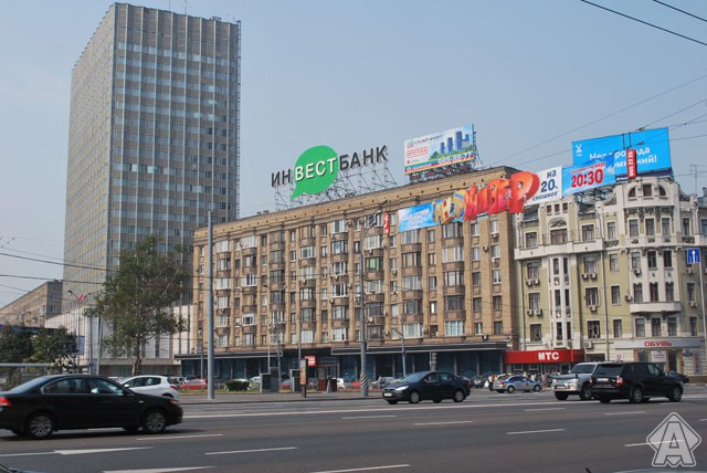 рекламная конструкция на крыше