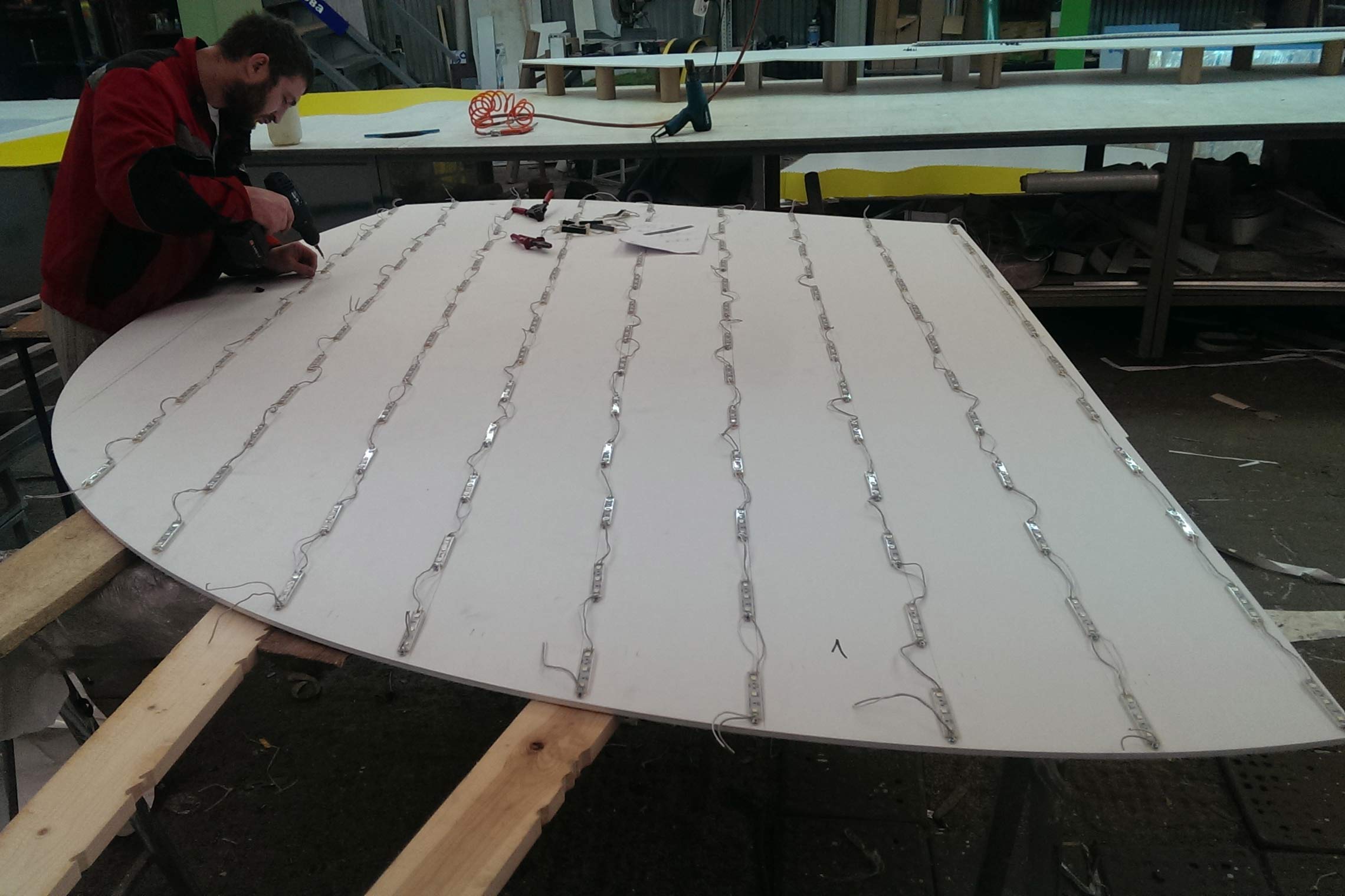 матрешка с подсветкой